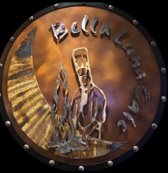 Bella Luna Cafe East